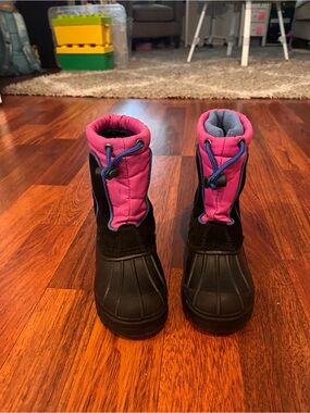 Sporto Kids Pink and Black Waterproof Snow Boots